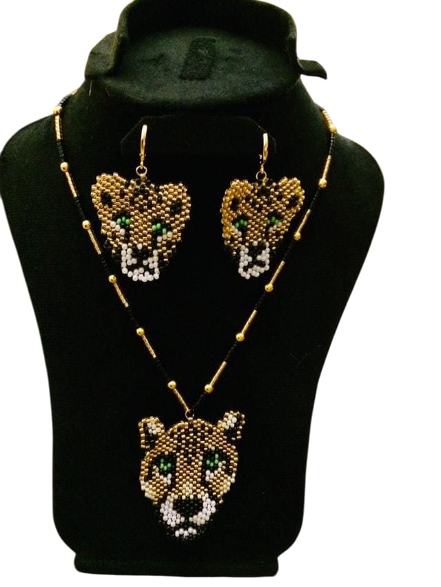 Beaded unique accessories